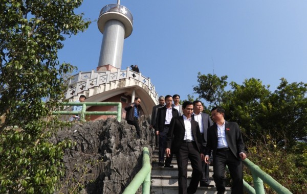 Bí thư Tỉnh ủy Lạng Sơn khảo sát khu vực xây dựng dự án tượng đài và quảng trường Bác Hồ